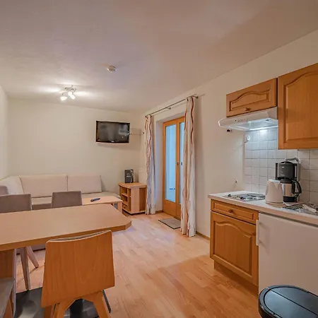 In With Parking Lägenhet Brixen im Thale