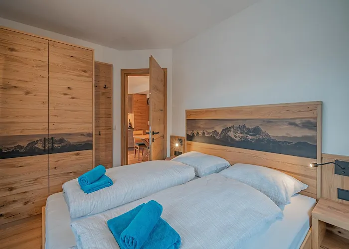 In With Parking شقة