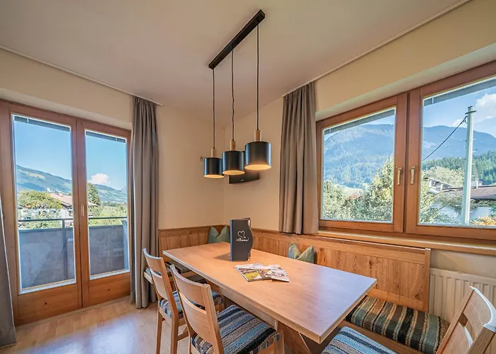In With Parking Apartamento Brixen im Thale