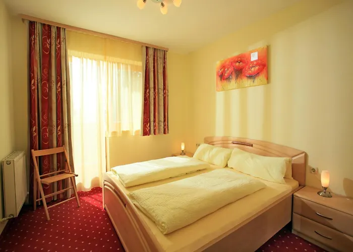 In With Parking شقة *