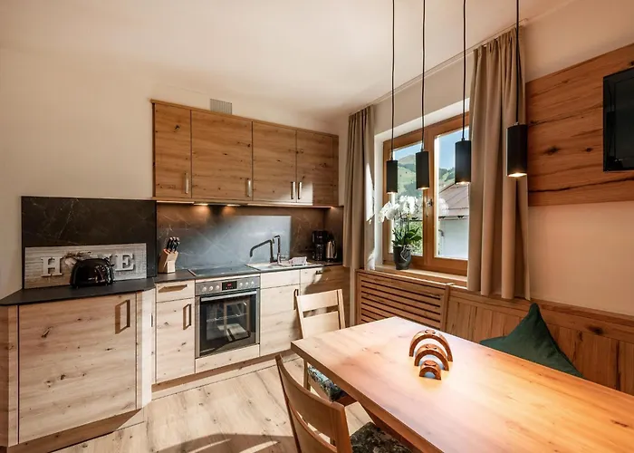 In With Parking بريكسن ام تاله