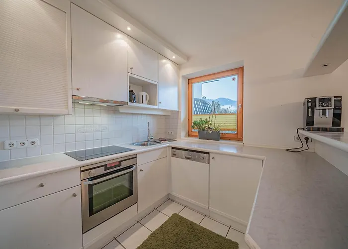 Appartamento In With Parking