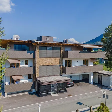 Apartment In With Parking *